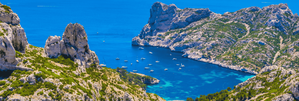 CROISIÈRE DANS LES CALANQUES DE MARSEILLE