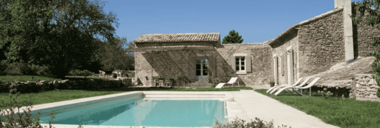 LS2-114 - TREMUDA : magnifique mas provençal avec piscine dans le charmant village d’Oppède (Luberon)