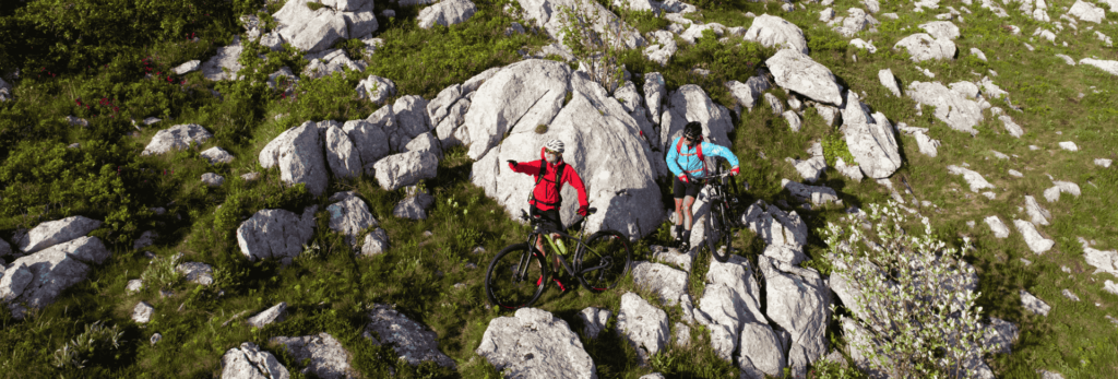 Randonnée dans les massifs de Provence