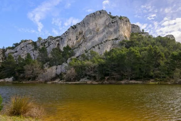 lac peiroou alpilles