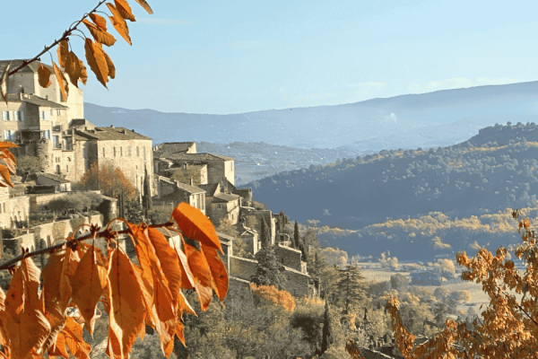 les charmes du Lubéron pendant la période de la Toussaint