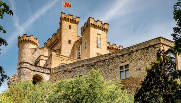 Le-chateau-de-la-Barben-