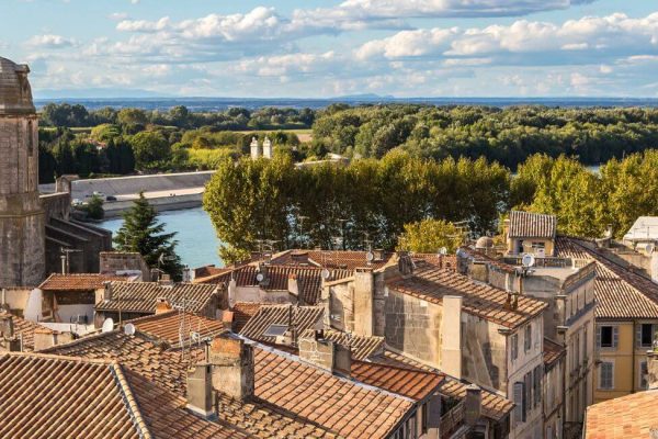 arles ville en provence