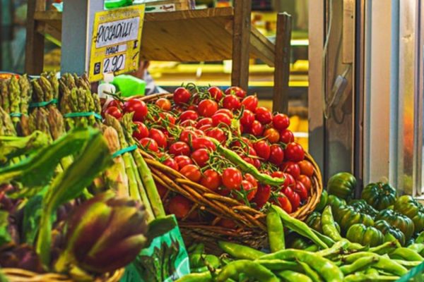 les plus beaux marchés des alpilles