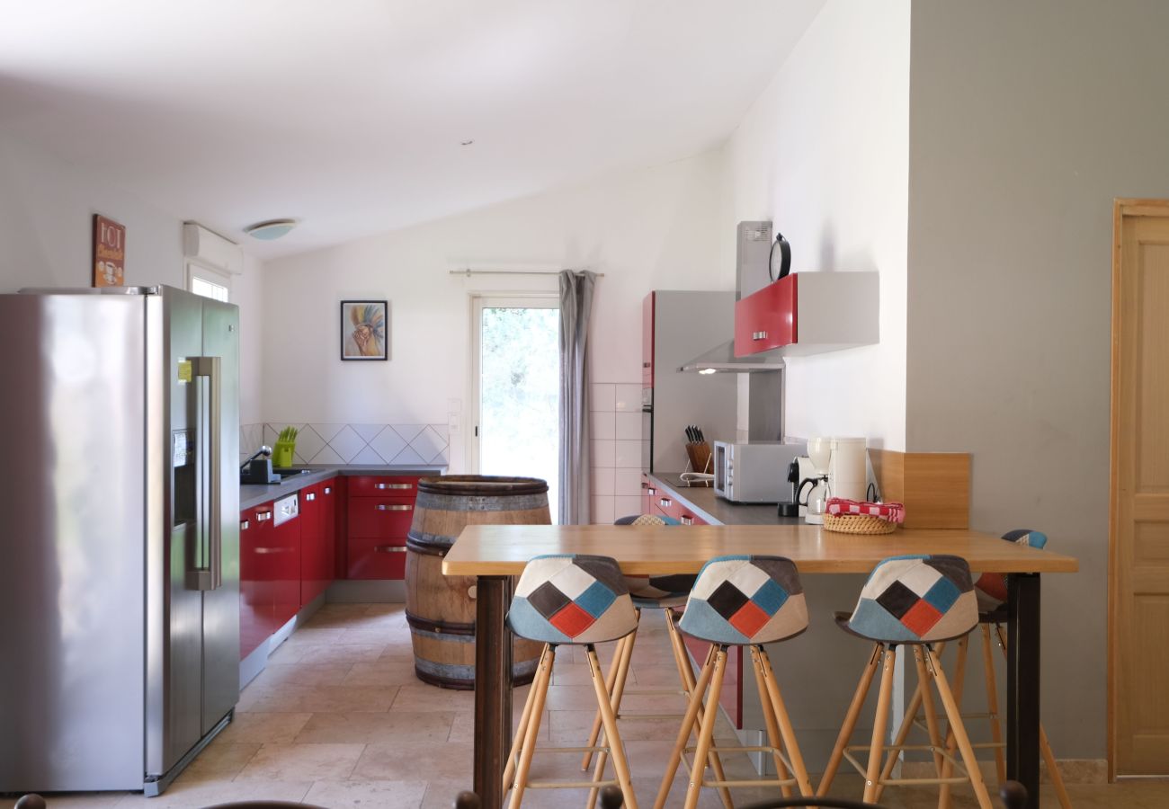 House in Maubec - Vacation rental house with pool MAUBEC LS2-188