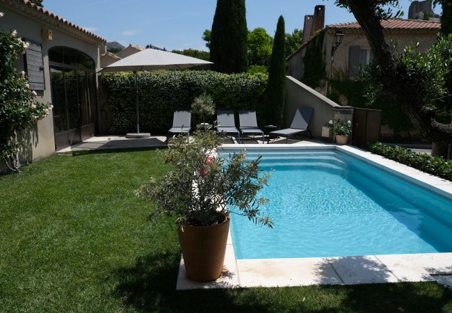 Villa in Aureille - Vacation rental house with pool AUREILLE LS1-277 Villa in Aureille - Vacation rental house with pool AUREILLE LS1-277