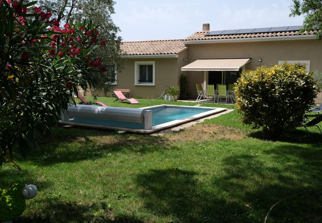 House in Taillades - Vacation rental house with pool TAILLADES LS2-317