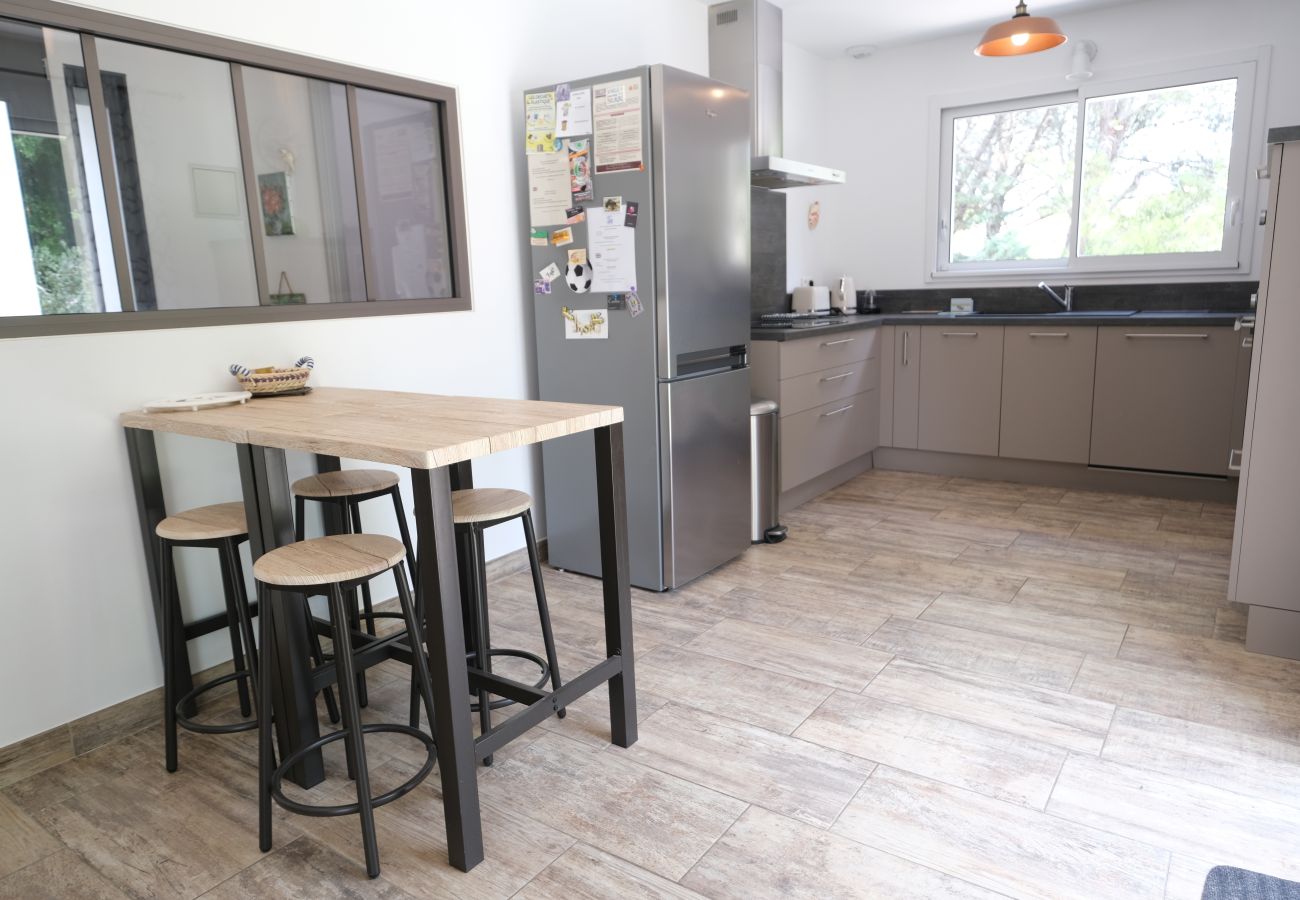 House in Taillades - Vacation rental house with pool TAILLADES LS2-317