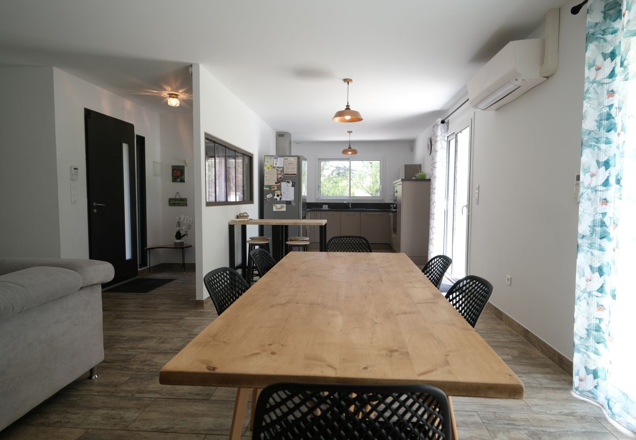 House in Taillades - Vacation rental house with pool TAILLADES LS2-317