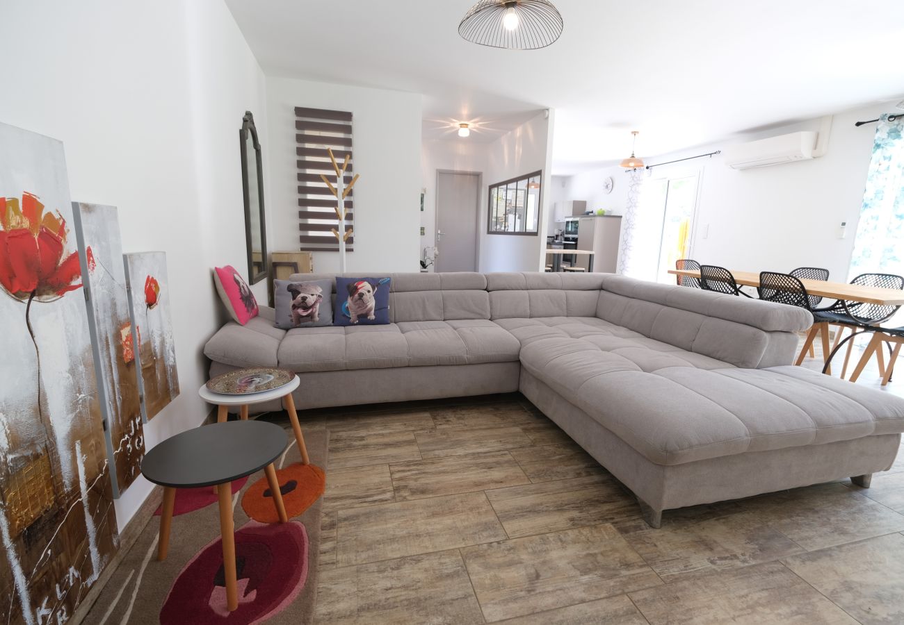 House in Taillades - Vacation rental house with pool TAILLADES LS2-317
