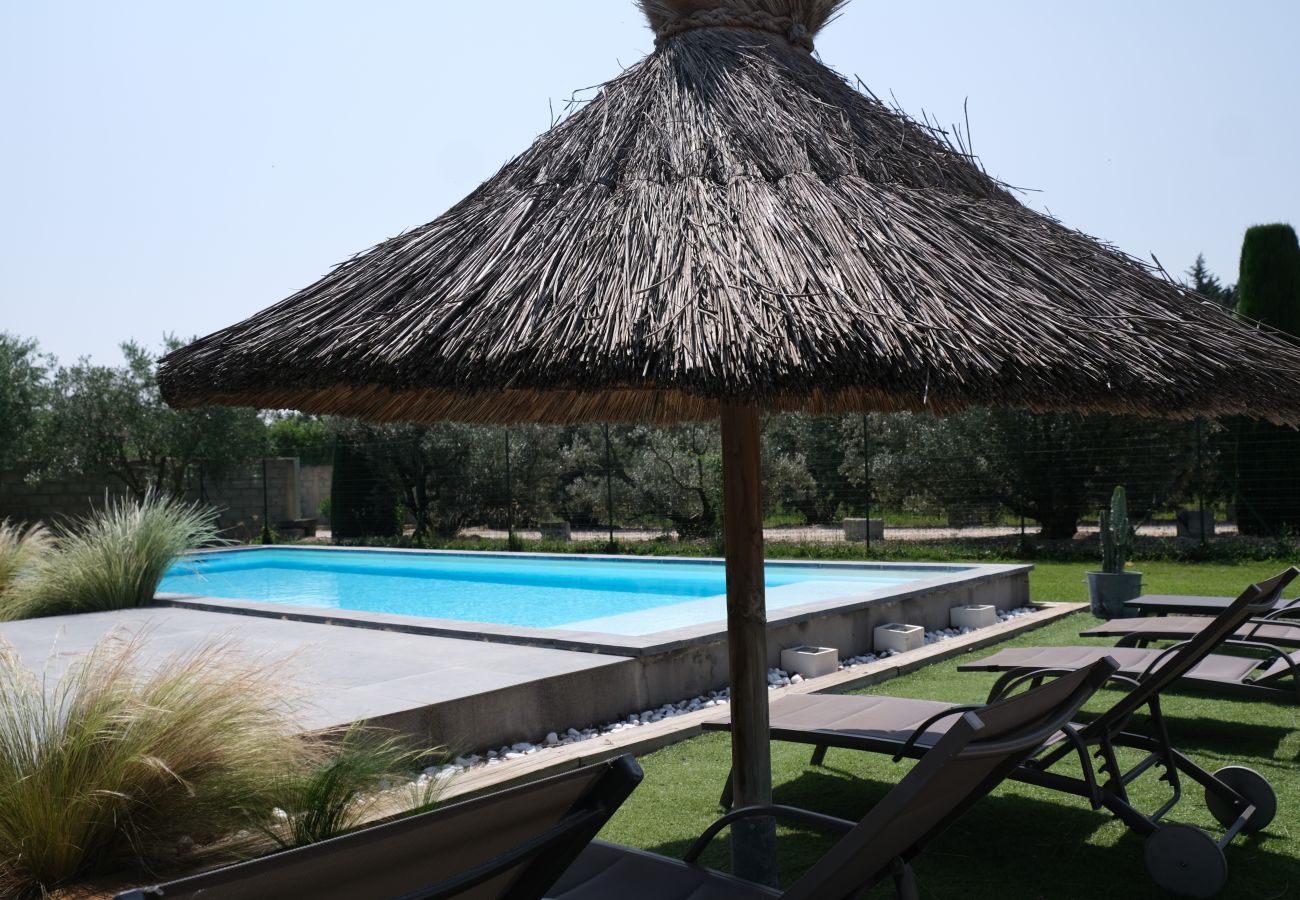 Holiday rental BARBENTANE house for rent swimming pool