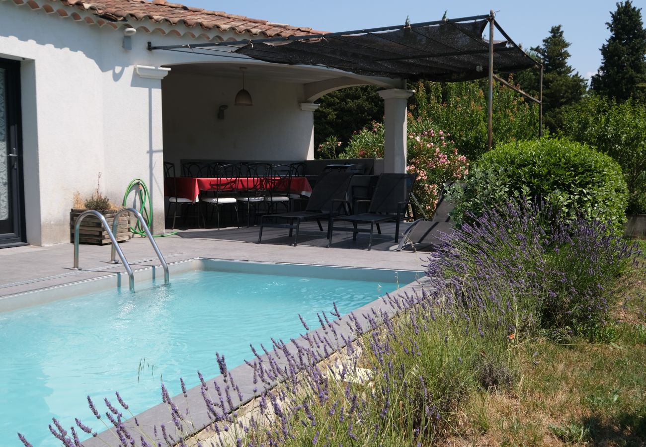 Holiday rental L'ISLE-SUR-LA-SORGUE house to rent with pool