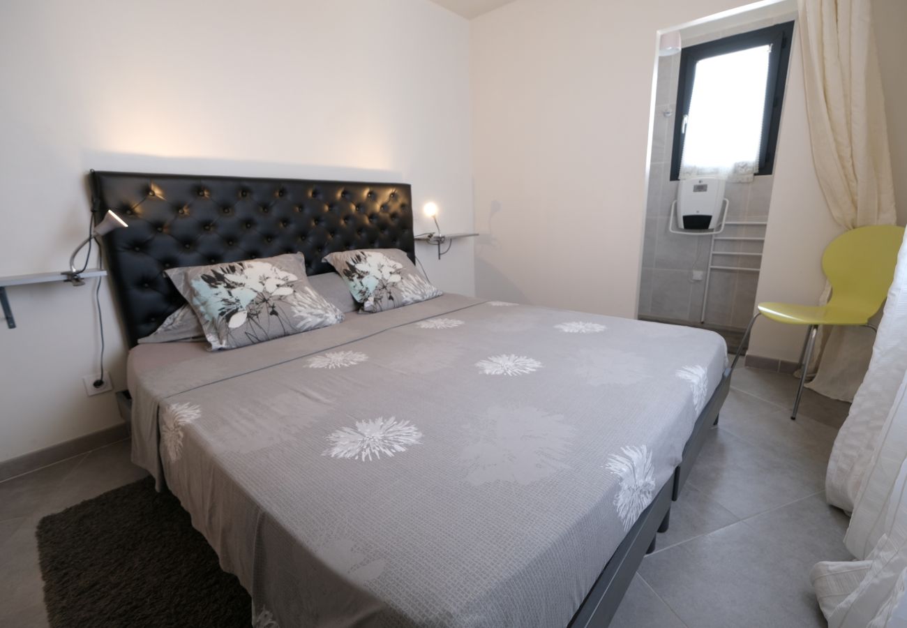 House in L´Isle sur la Sorgue - Vacation rental L'ISLE SUR LA SORGUE LS2-331