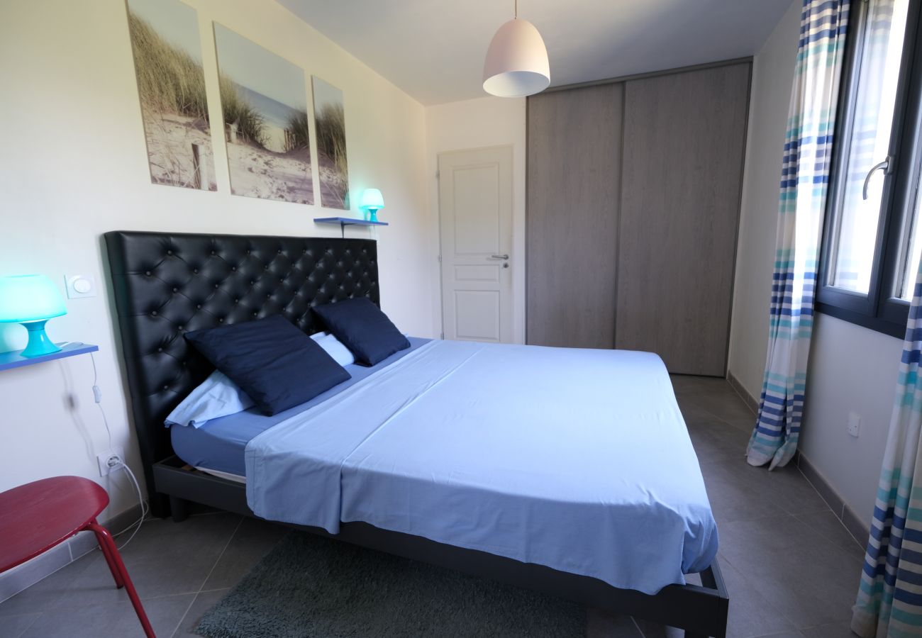 House in L´Isle sur la Sorgue - Vacation rental L'ISLE SUR LA SORGUE LS2-331