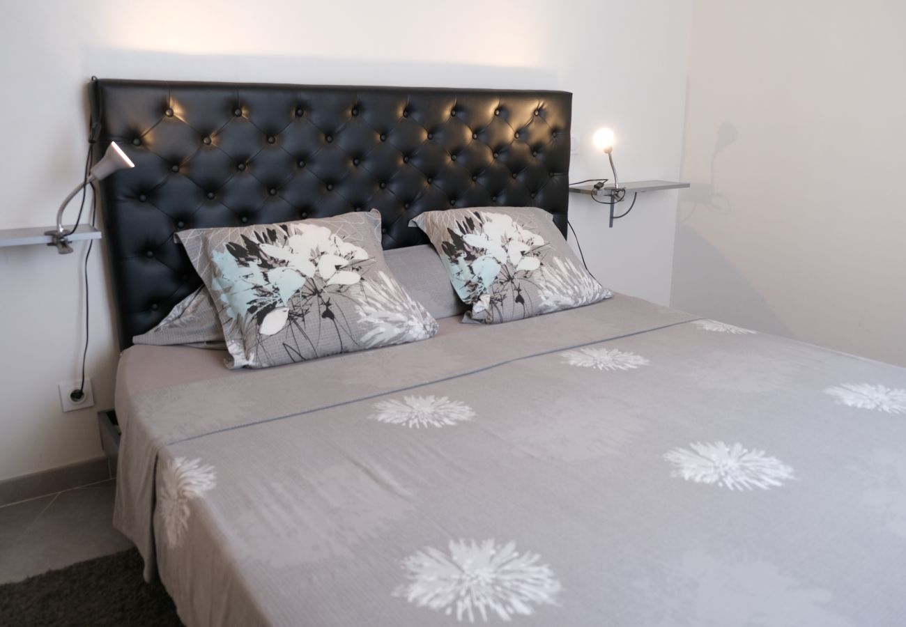 House in L´Isle sur la Sorgue - Vacation rental L'ISLE SUR LA SORGUE LS2-331