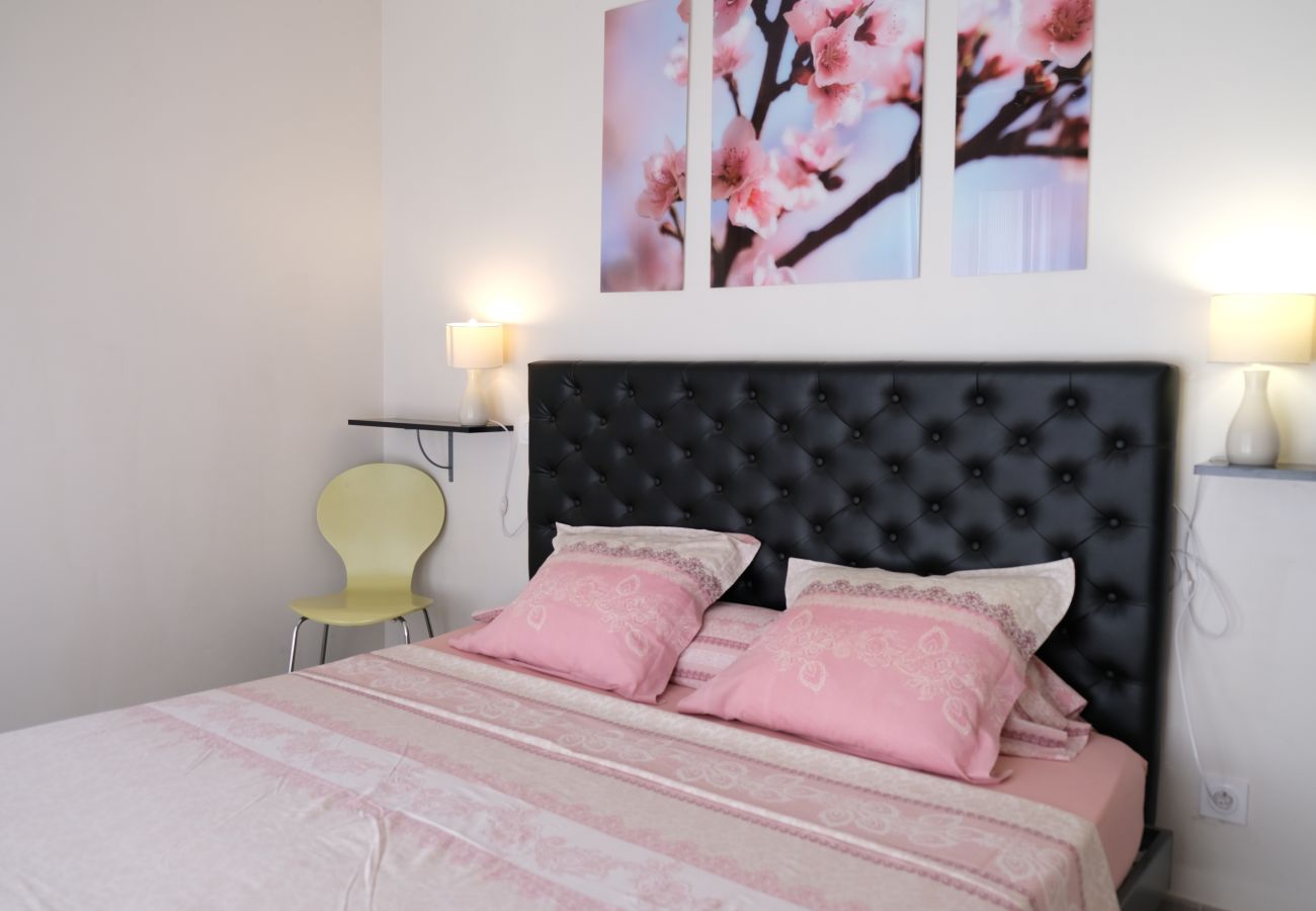 House in L´Isle sur la Sorgue - Vacation rental L'ISLE SUR LA SORGUE LS2-331