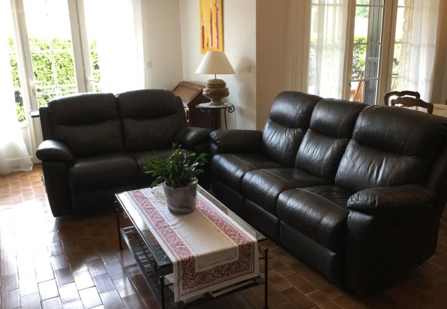 House in Taillades - Vacation rental house with pool TAILLADES LS2-281 House in Taillades - Vacation rental house with pool TAILLADES LS2-281