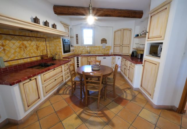 Villa in Cavaillon - Vacation rental house with pool CAVAILLON LS2-376 Villa in Cavaillon - Vacation rental house with pool CAVAILLON LS2-376