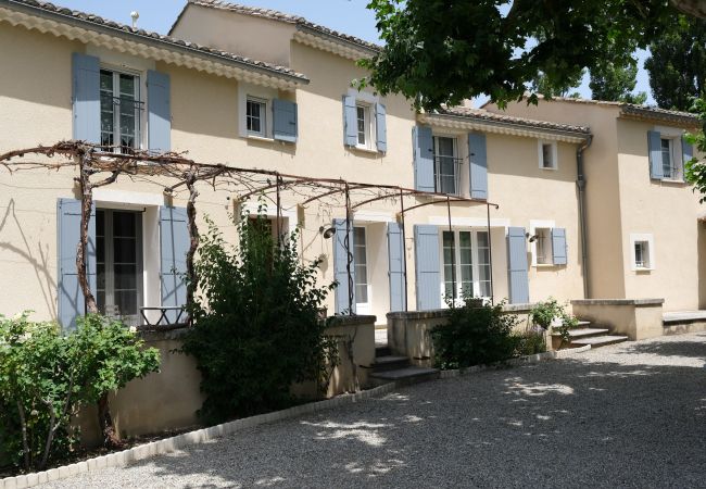 Villa in Cavaillon - Vacation rental house with pool CAVAILLON LS2-376 Villa in Cavaillon - Vacation rental house with pool CAVAILLON LS2-376