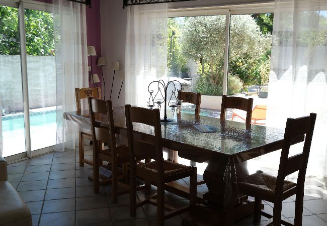 House in Caumont sur Durance - Vacation rental CAUMONT SUR DURANCE LS6-409. House in Caumont sur Durance - Vacation rental CAUMONT SUR DURANCE LS6-409.