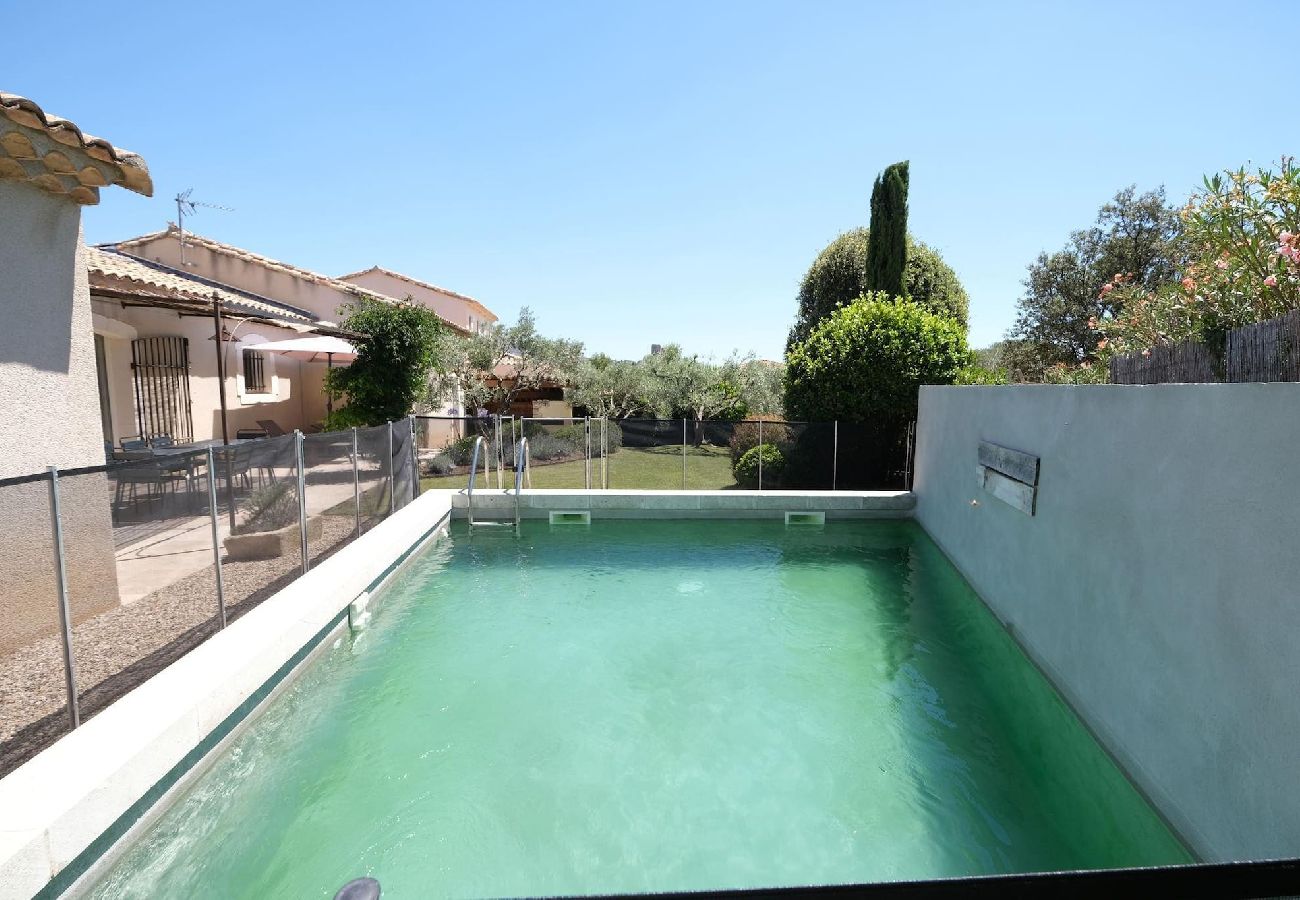 House in Aureille - Vacation rental house with pool AUREILLE LS1-406
