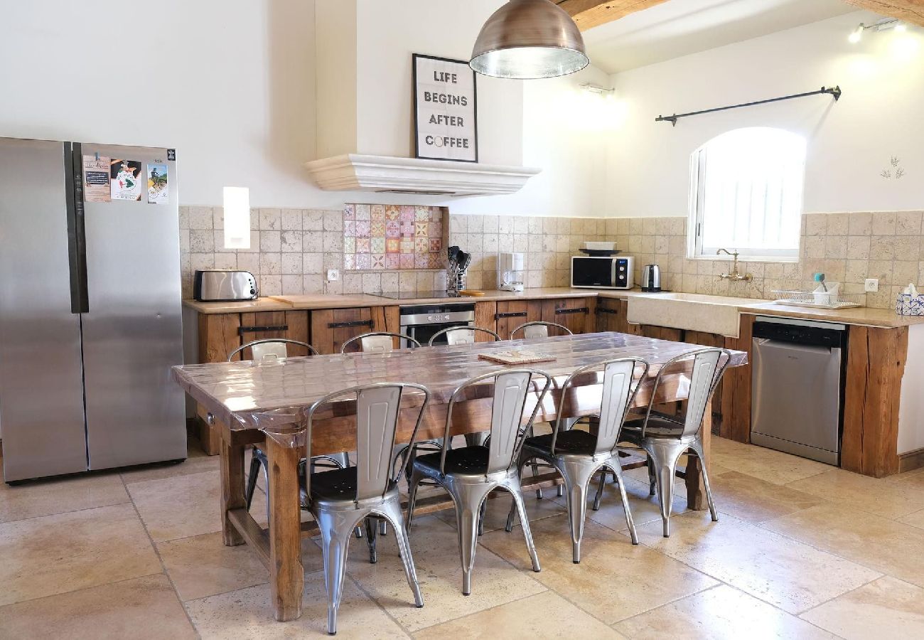 House in Aureille - Vacation rental house with pool AUREILLE LS1-406