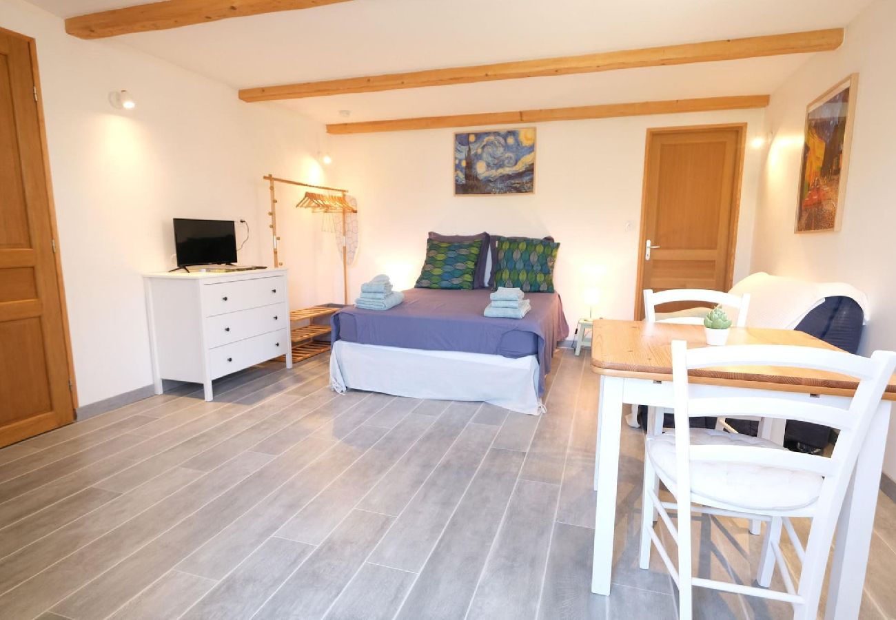 House in Aureille - Vacation rental house with pool AUREILLE LS1-406