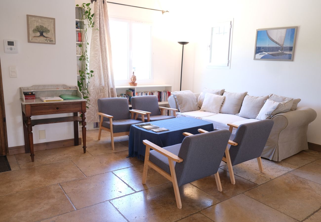 House in Aureille - Vacation rental house with pool AUREILLE LS1-406