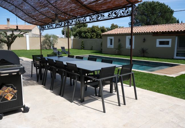 Villa in Aureille - Vacation rental house with pool AUREILLE LS1-401 Villa in Aureille - Vacation rental house with pool AUREILLE LS1-401