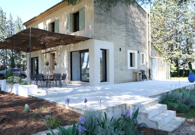 Villa in Lagnes - Vacation rental house with pool LAGNES LS2-411 Villa in Lagnes - Vacation rental house with pool LAGNES LS2-411