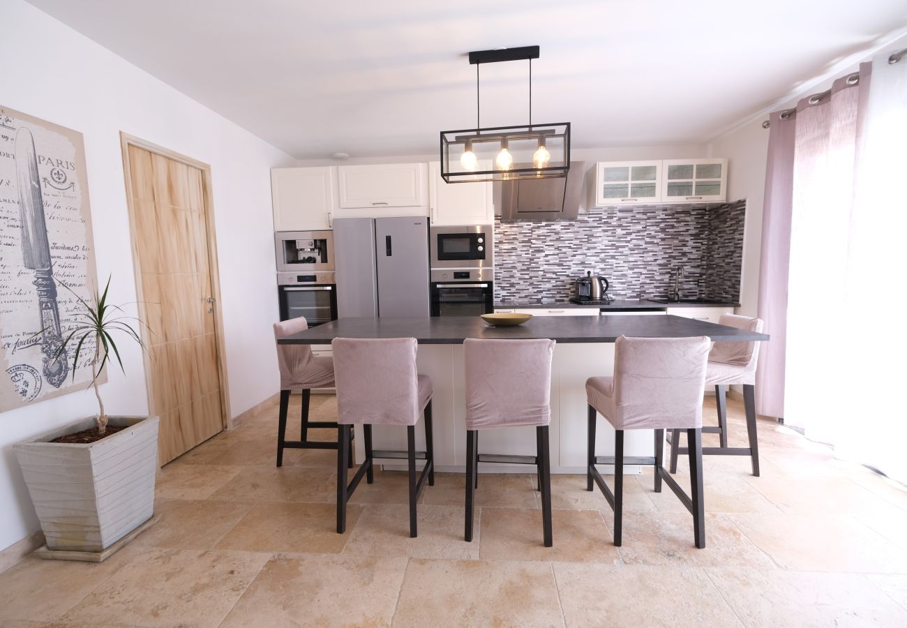 Villa in Arles - Vacation rental house with pool ARLES LS3-432