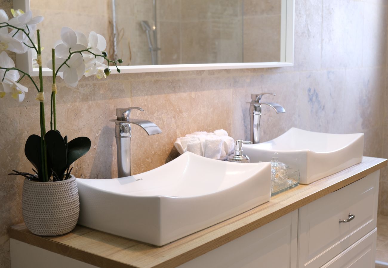 Villa in Arles - Vacation rental house with pool ARLES LS3-432