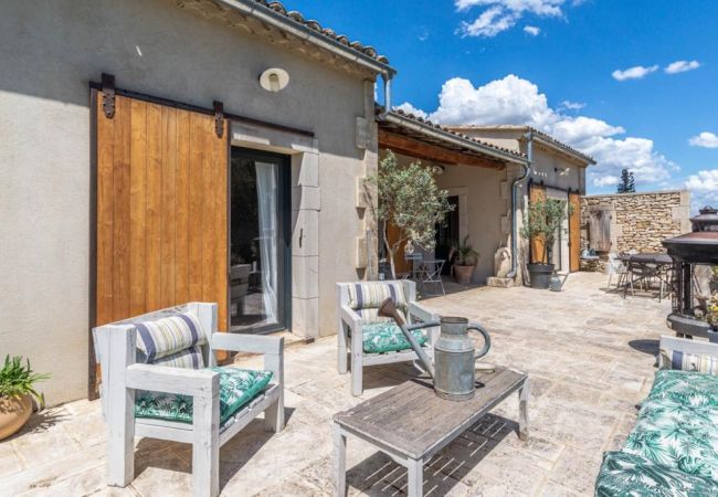 Villa in Aureille - Vacation rental house with pool AUREILLE LS1-417 Villa in Aureille - Vacation rental house with pool AUREILLE LS1-417
