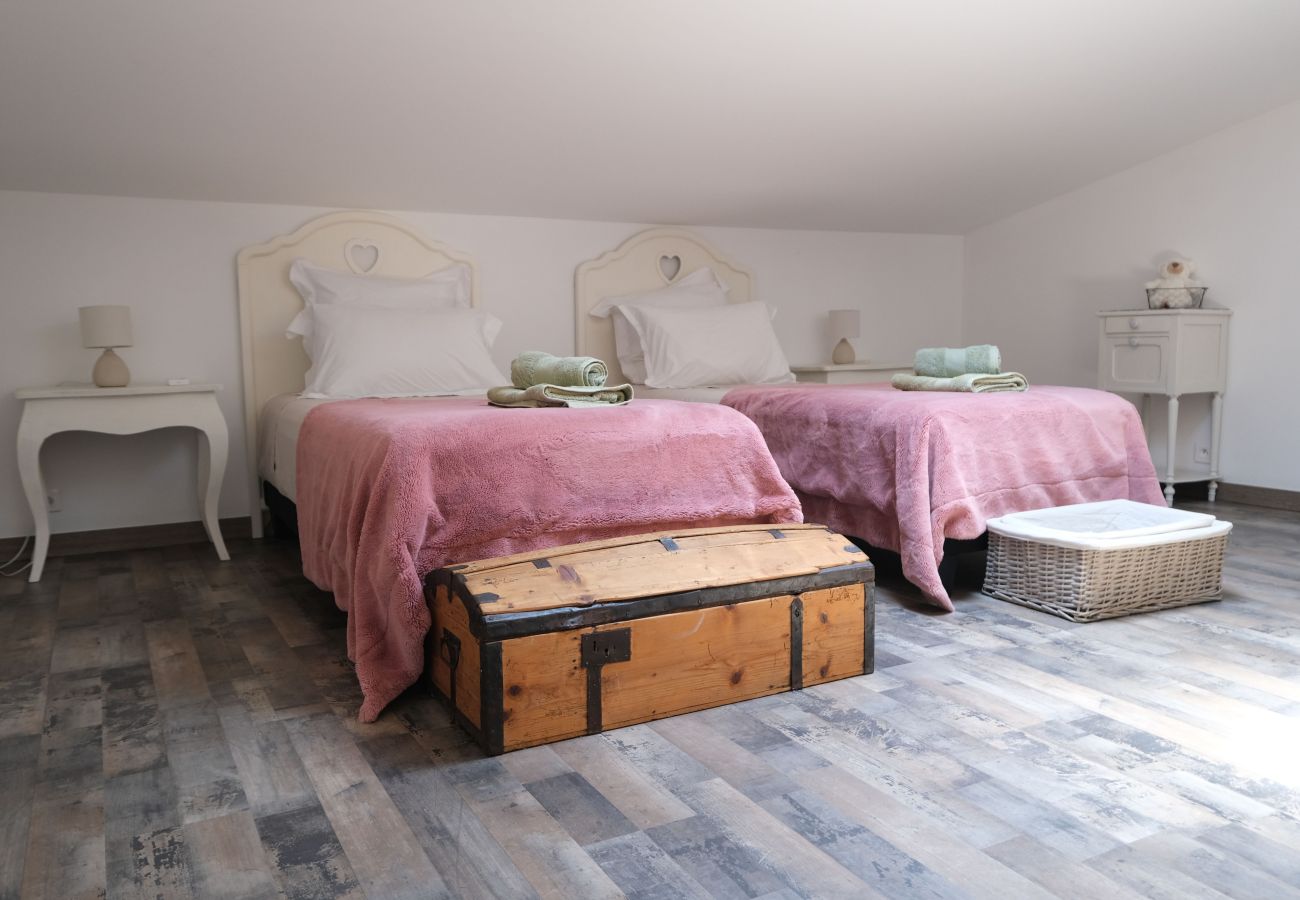 Villa in Aureille - Vacation rental house with pool AUREILLE LS1-417