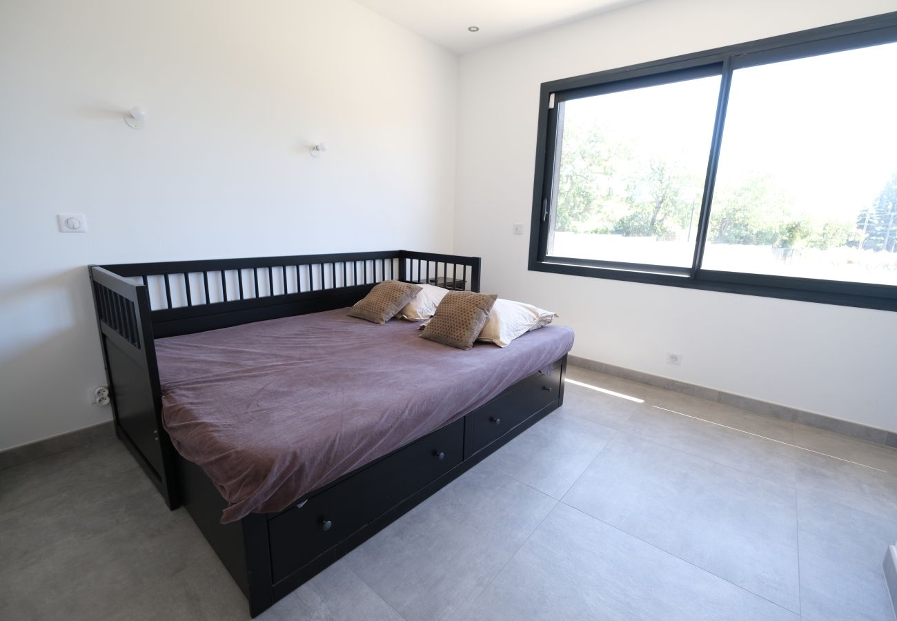 Villa in Châteauneuf de Gadagne - Châteauneuf de Gadagne vacation rentals LS6-408