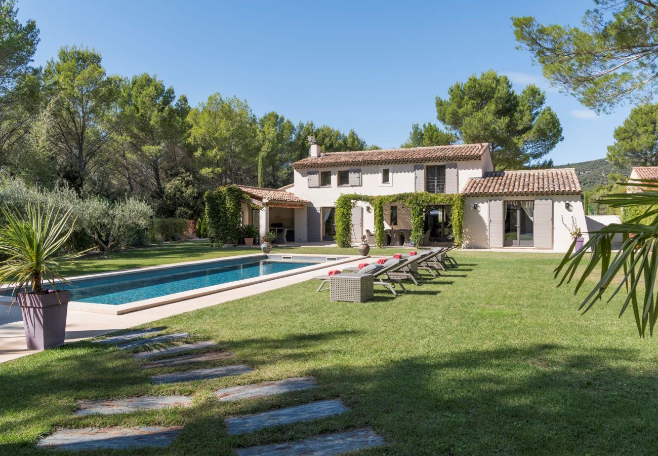 Villa in Lourmarin - Vacation rental house with pool LOURMARIN LS2-385