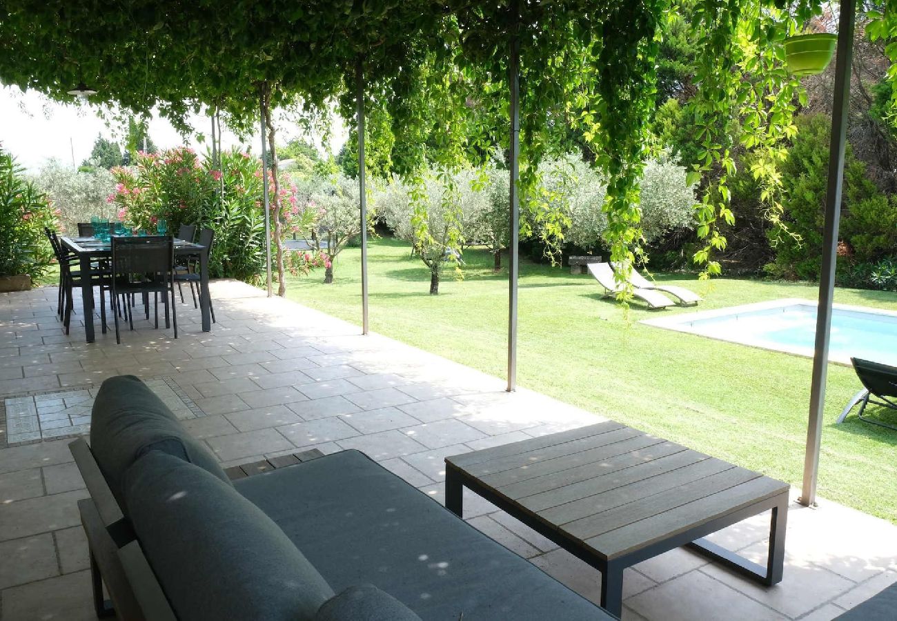 Villa in Bédarrides - Heated pool villa rental in Bédarrides for 6 people