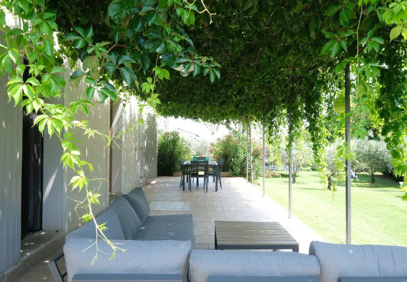 Villa in Bédarrides - Heated pool villa rental in Bédarrides for 6 people