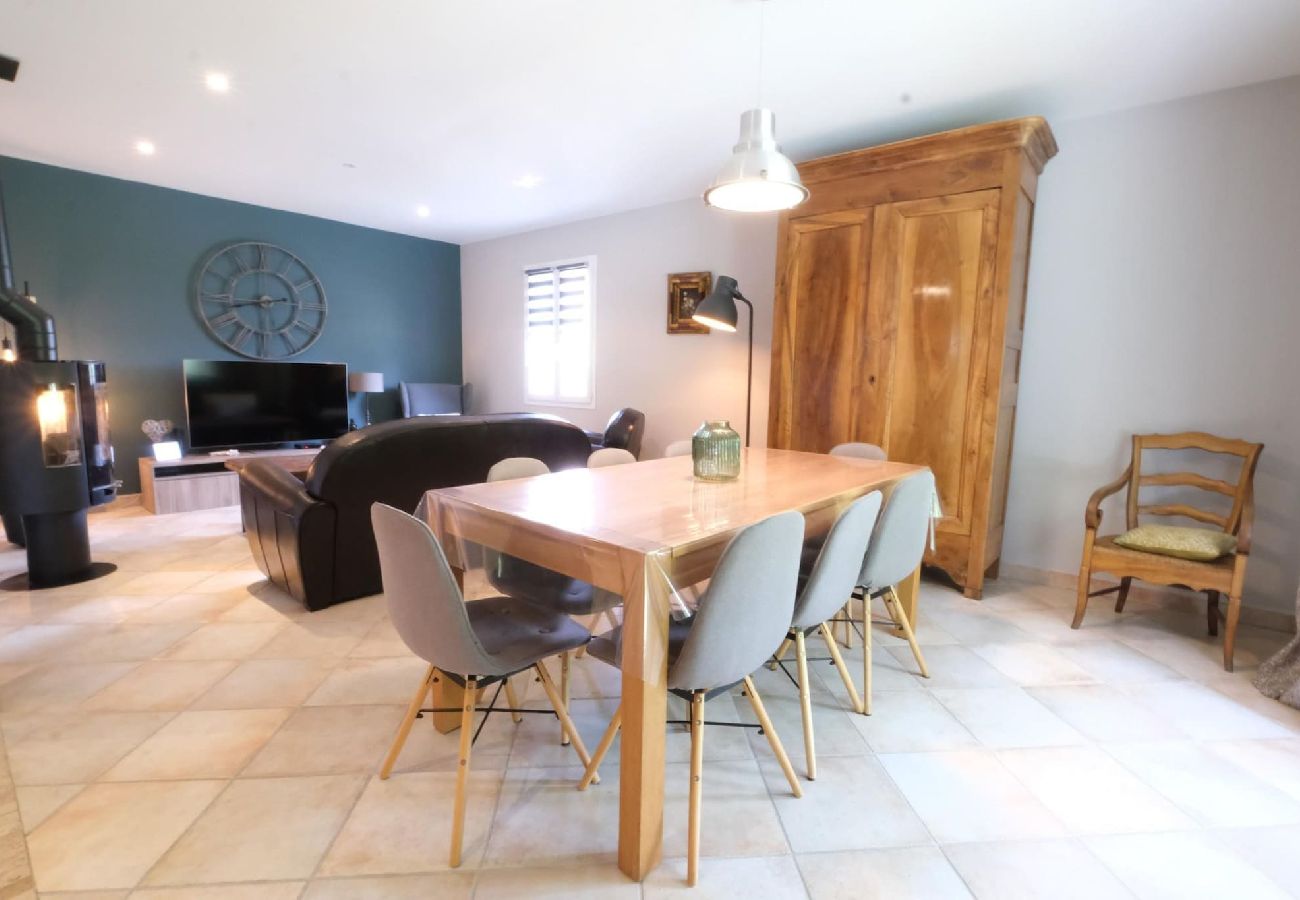 Villa in Bédarrides - Heated pool villa rental in Bédarrides for 6 people