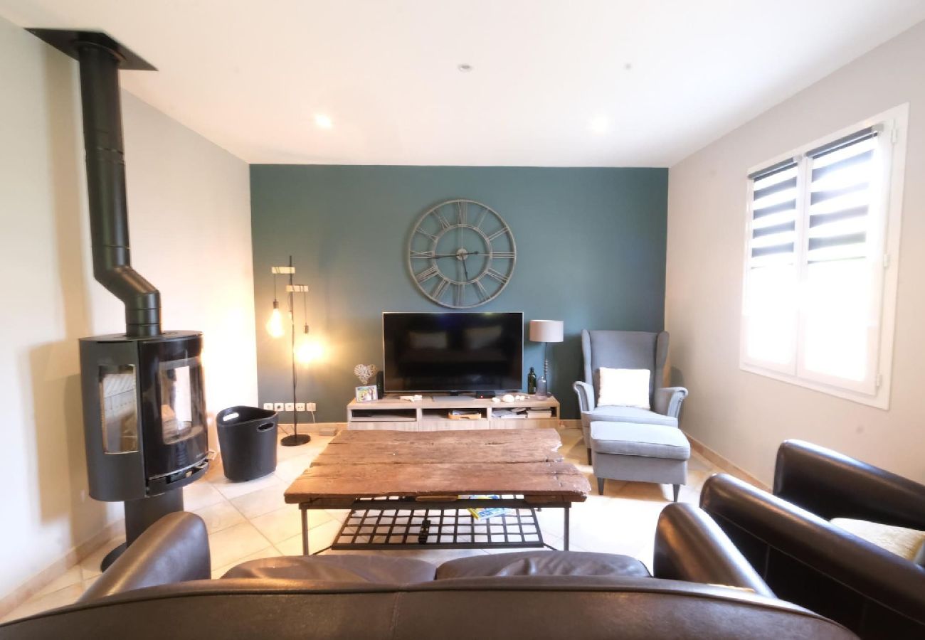 Villa in Bédarrides - Heated pool villa rental in Bédarrides for 6 people