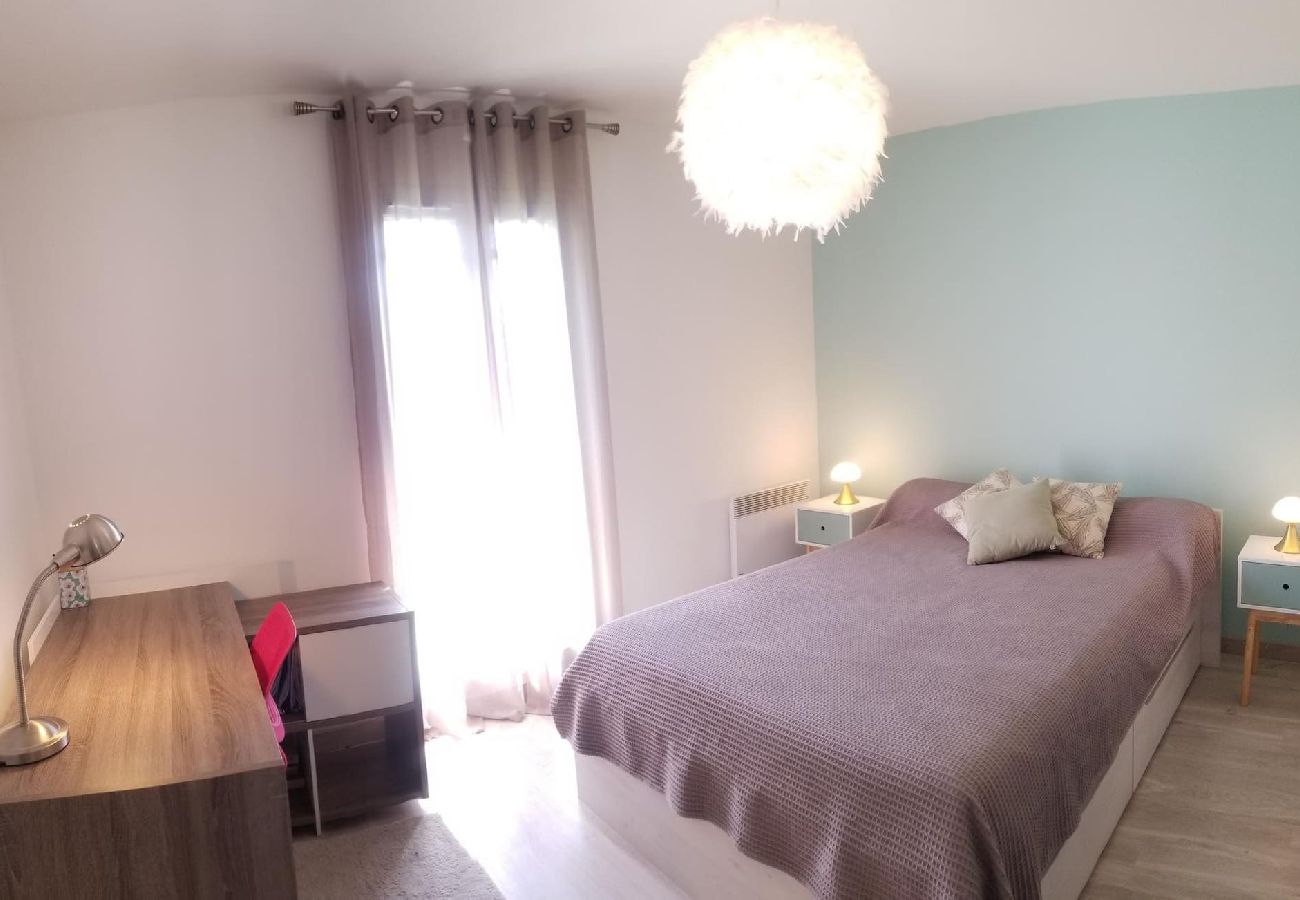 Villa in Bédarrides - Heated pool villa rental in Bédarrides for 6 people