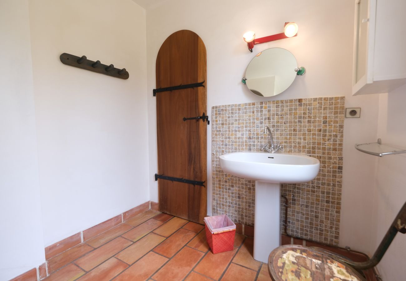 Villa in Aureille - Vacation rental house with pool AUREILLE LS1-423