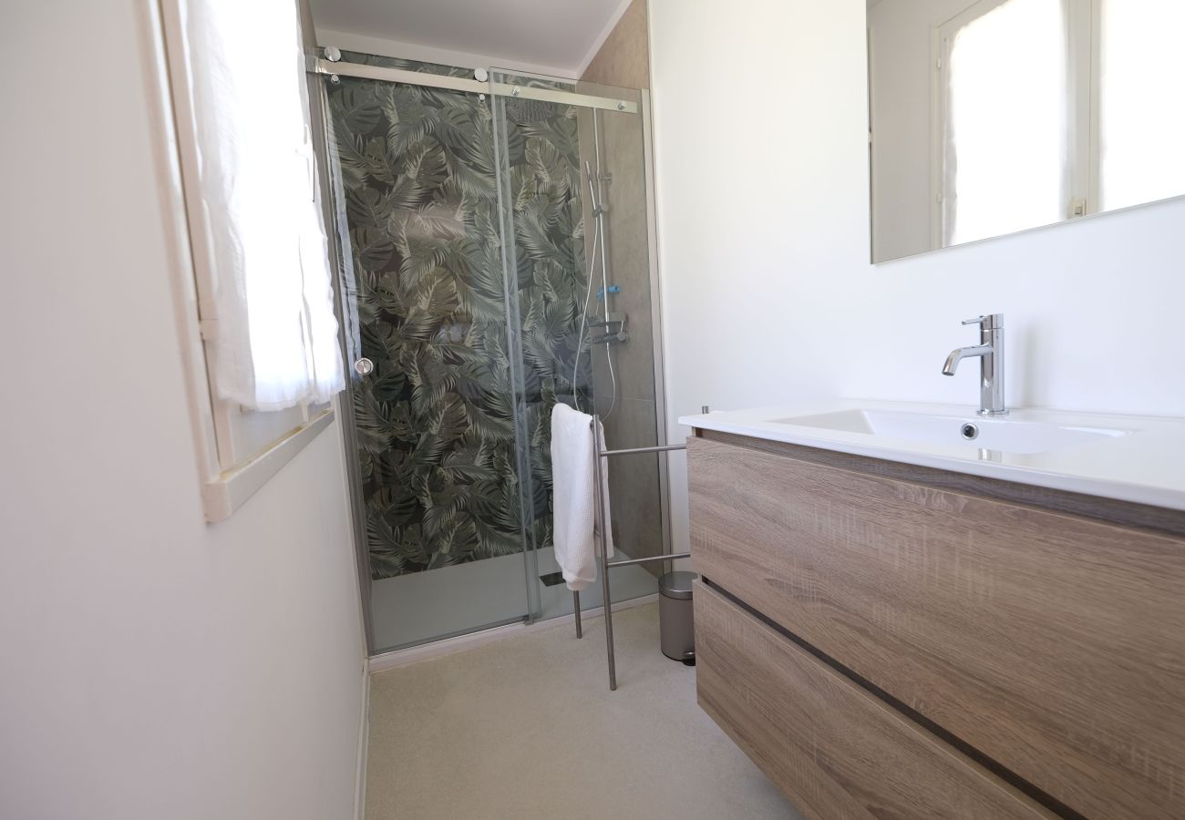 Villa in Puget - Vacation rental house with pool PUGET LS2-405