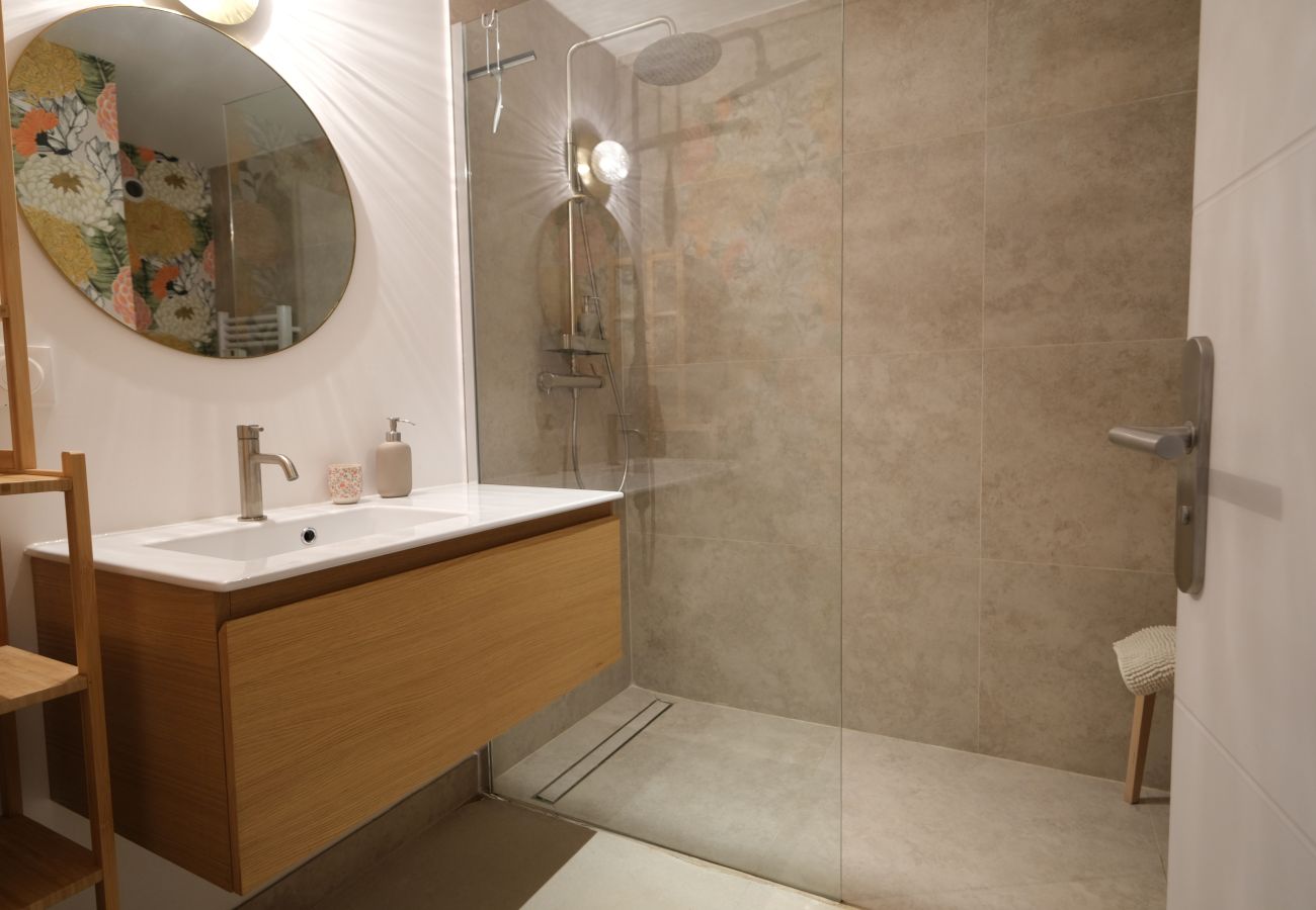 Villa in Puget - Vacation rental house with pool PUGET LS2-405