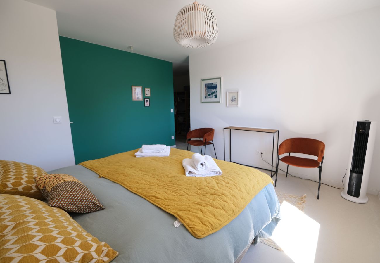 Villa in Puget - Vacation rental house with pool PUGET LS2-405