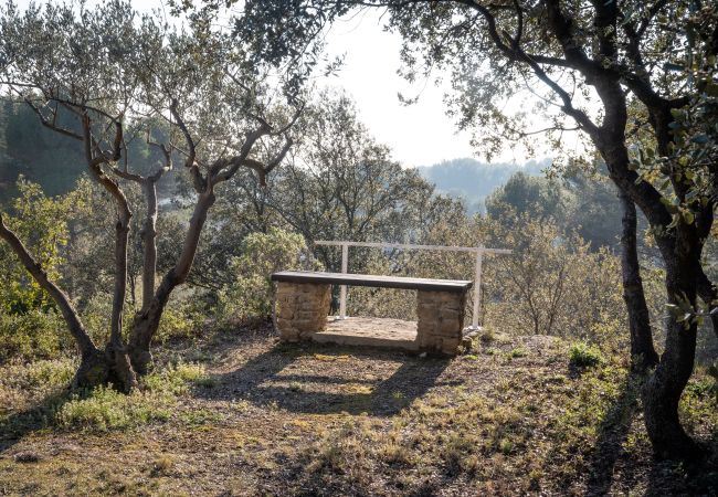 Villa in Saint-Chamas - Holiday rental with pool SAINT CHAMAS LS7-440. Villa in Saint-Chamas - Holiday rental with pool SAINT CHAMAS LS7-440.