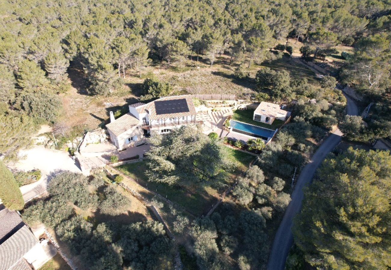 Villa in Saint-Chamas - Holiday rental with pool SAINT CHAMAS LS7-440.