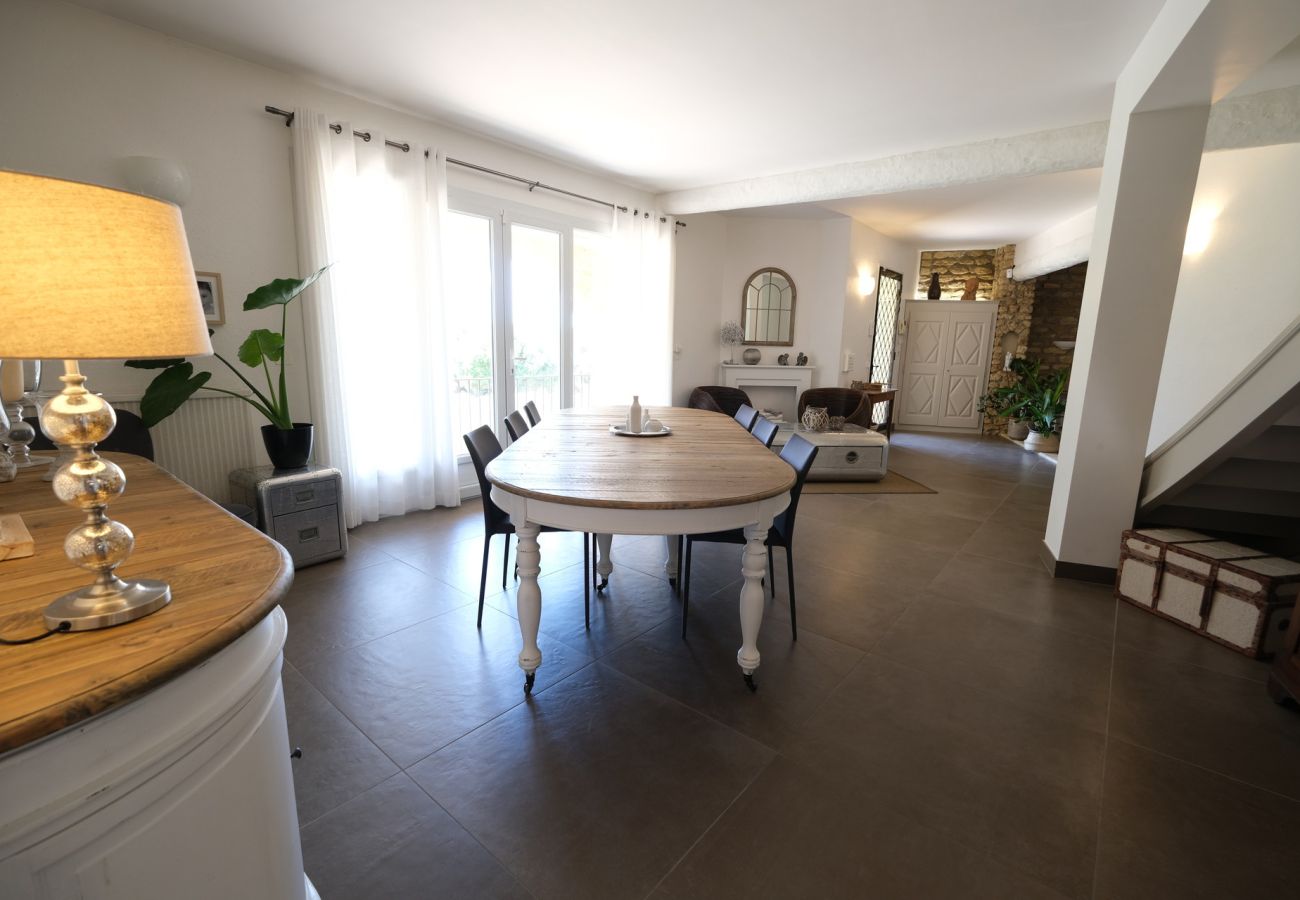 Villa in Saint-Chamas - Holiday rental with pool SAINT CHAMAS LS7-440.