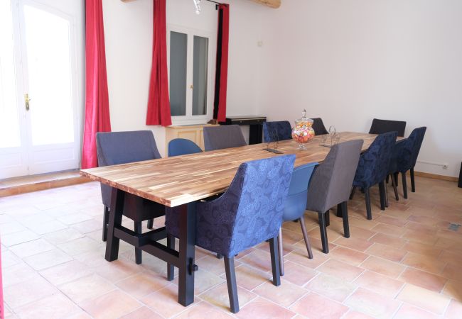 Country house in Mouriès - Vacation rental house with pool MOURIES LS1-394 Country house in Mouriès - Vacation rental house with pool MOURIES LS1-394