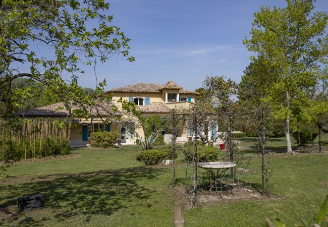 Country house in Mouriès - Vacation rental house with pool MOURIES LS1-394 Country house in Mouriès - Vacation rental house with pool MOURIES LS1-394